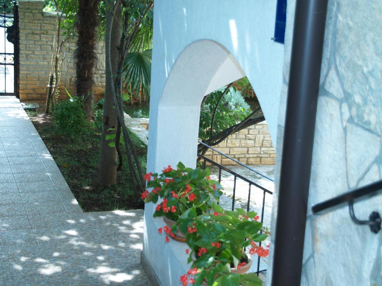 Apartments Frank Rovinj Exterior foto
